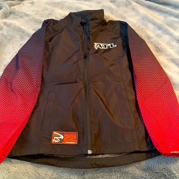 Atlanta Falcons Jackets & Blazers - Atlanta Falcons NFL Members Exclusive Women’s Rain Jacket Size S/M NWOT